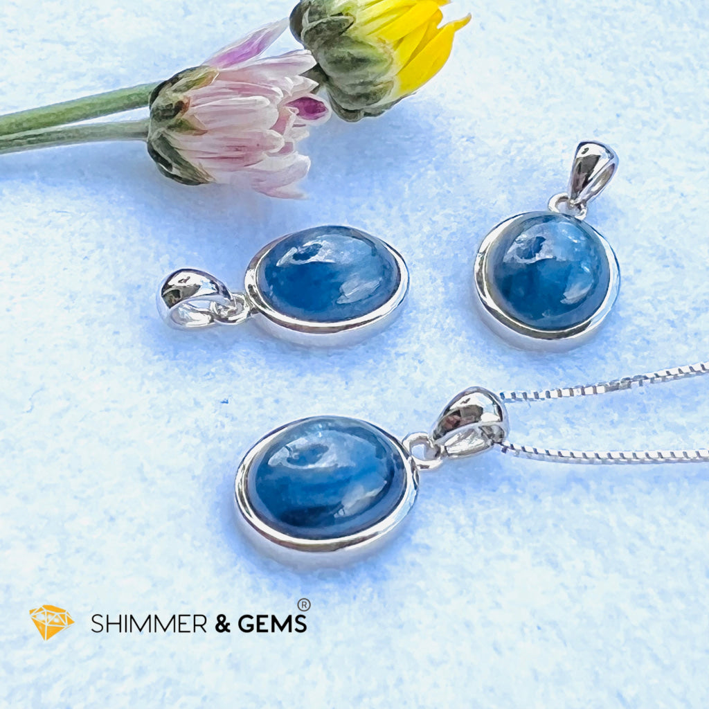 Blue Kyanite Oval Pendant Aa Grade Charms & Pendants