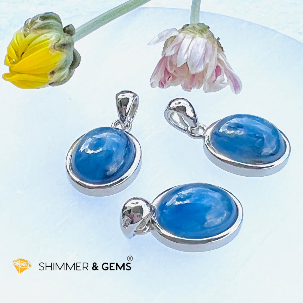 Blue Kyanite Oval Pendant Aa Grade Charms & Pendants