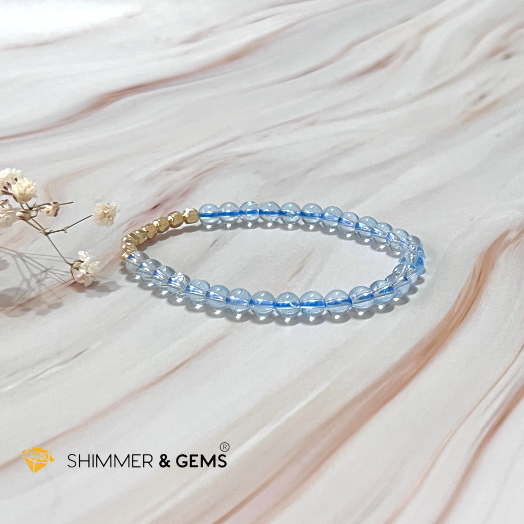 Blue Topaz Fortune 8 Bracelet (5.5Mm)