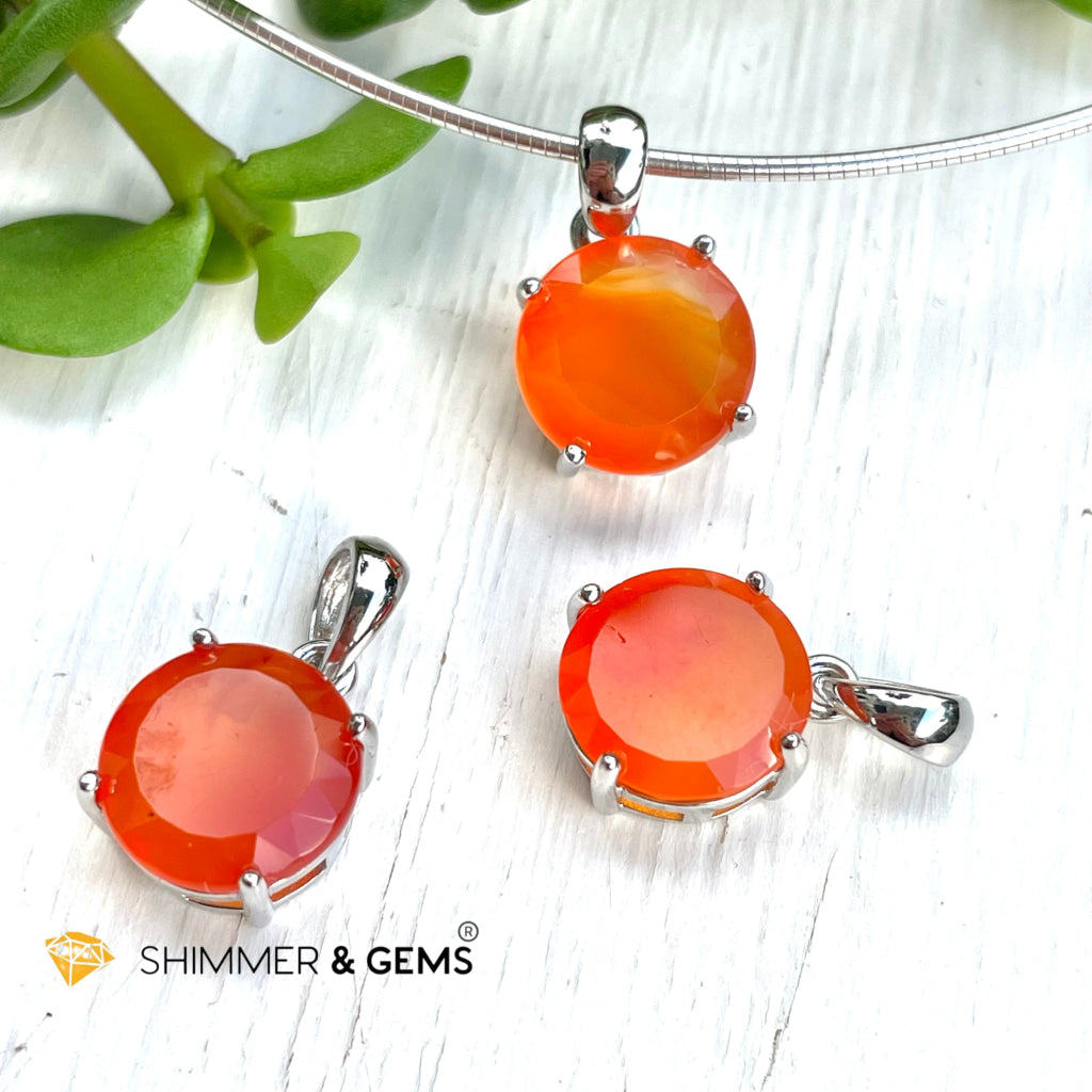 Carnelian Round Pendant In 925 Silver (For Emotional Balance & Creativity) Charms Pendants