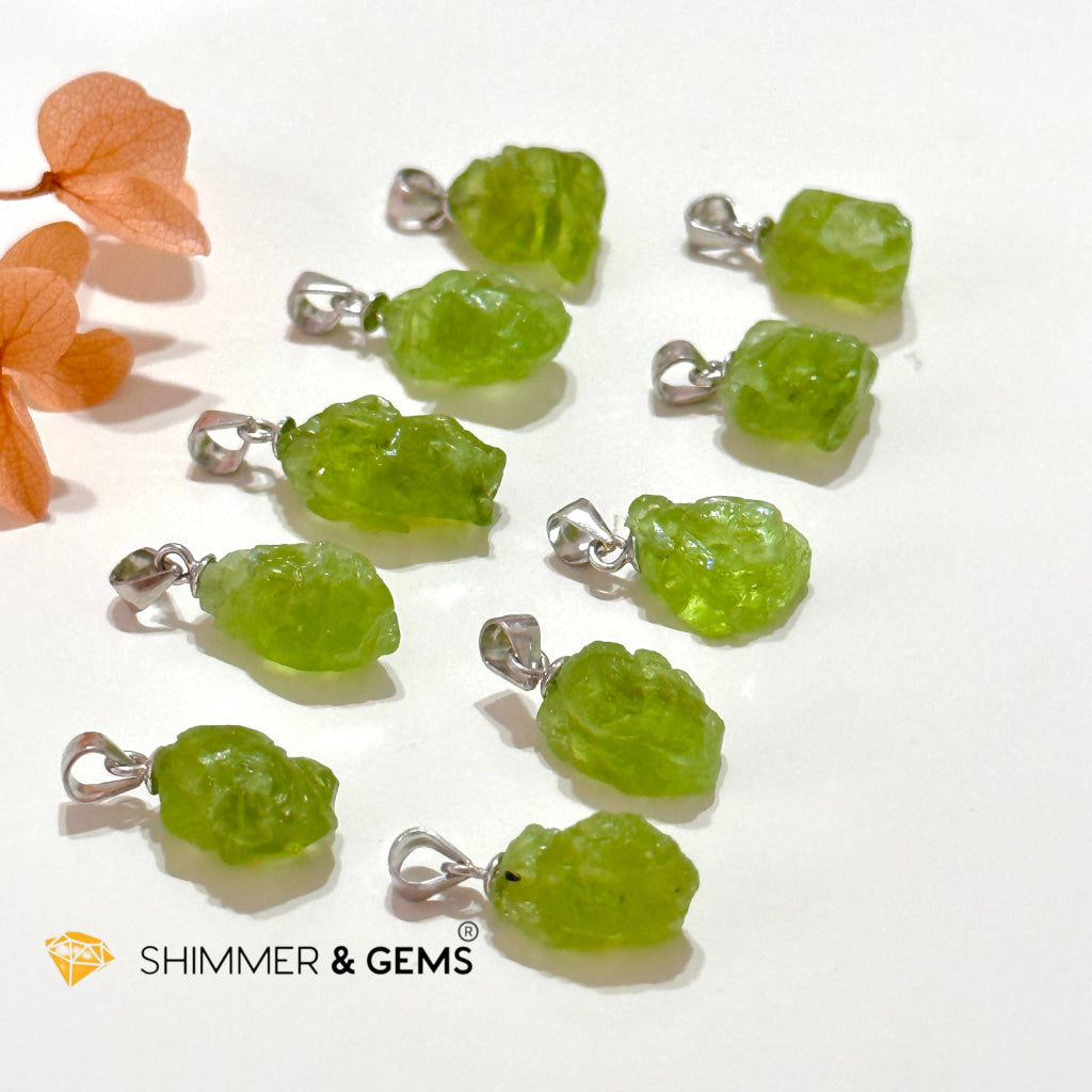 Peridot Raw Pendant 15Mm 925 Silver
