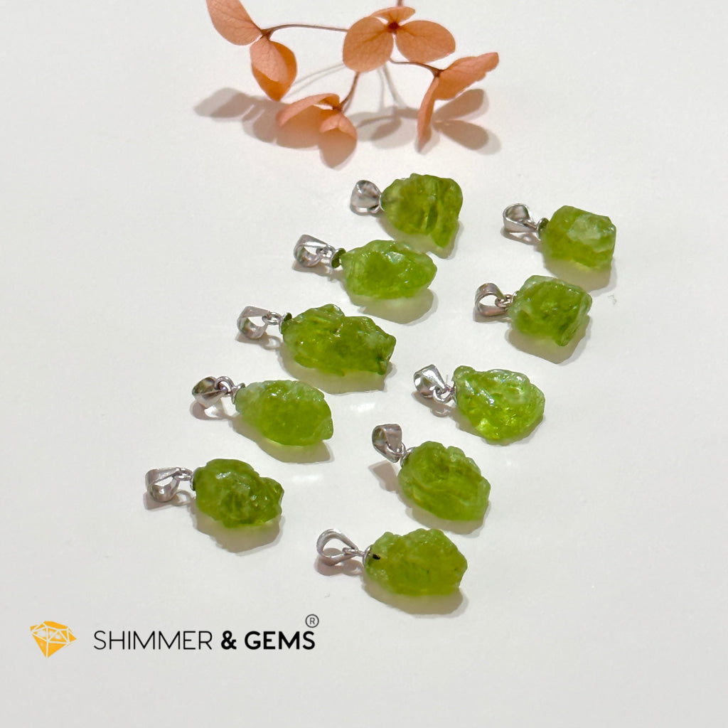 Peridot Raw Pendant 15Mm 925 Silver