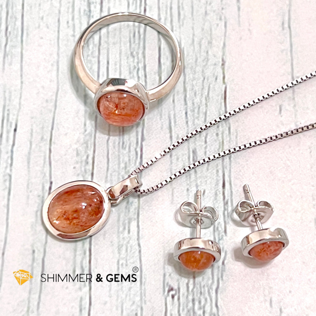 Sunstone Oval 925 Silver Pendant