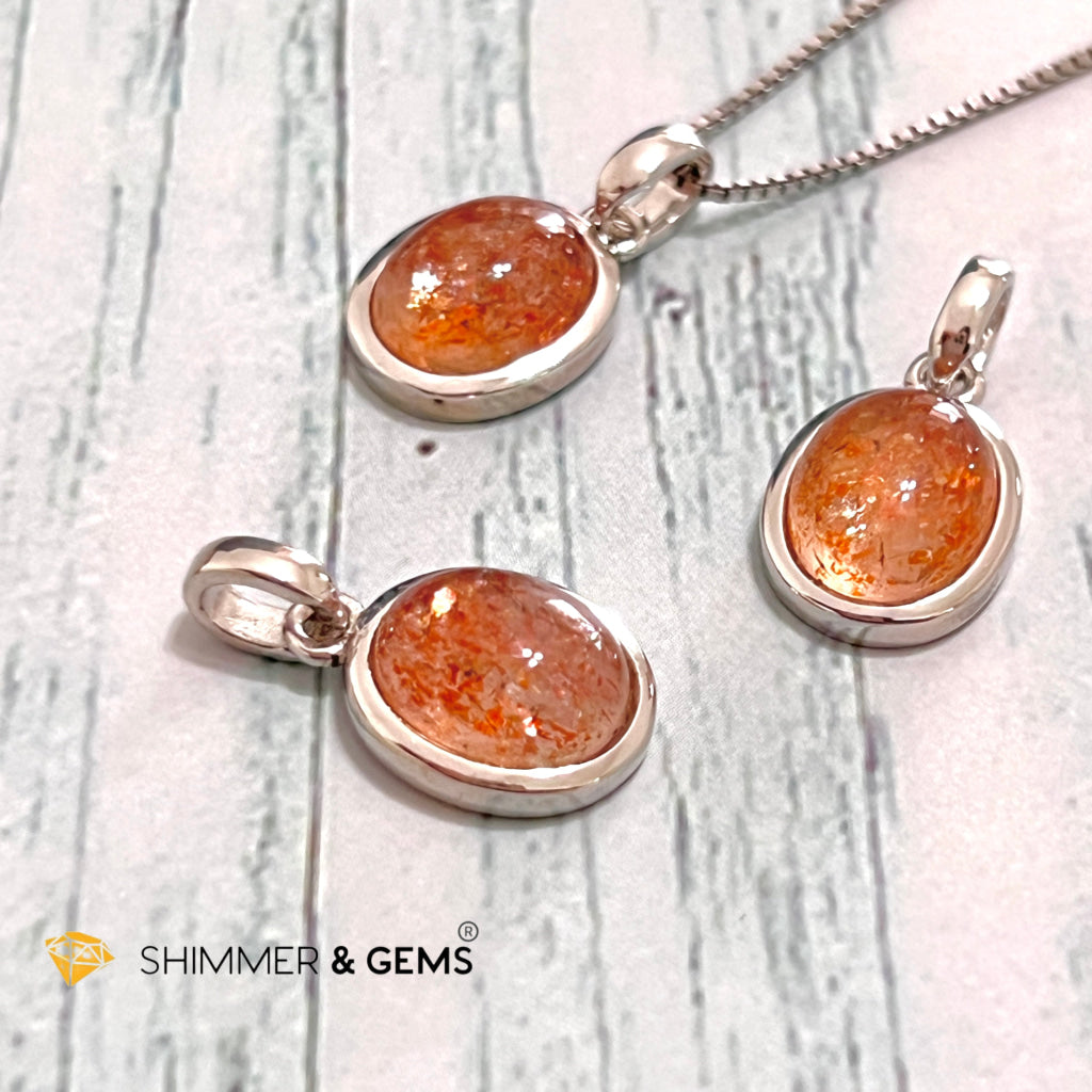 Sunstone Oval 925 Silver Pendant