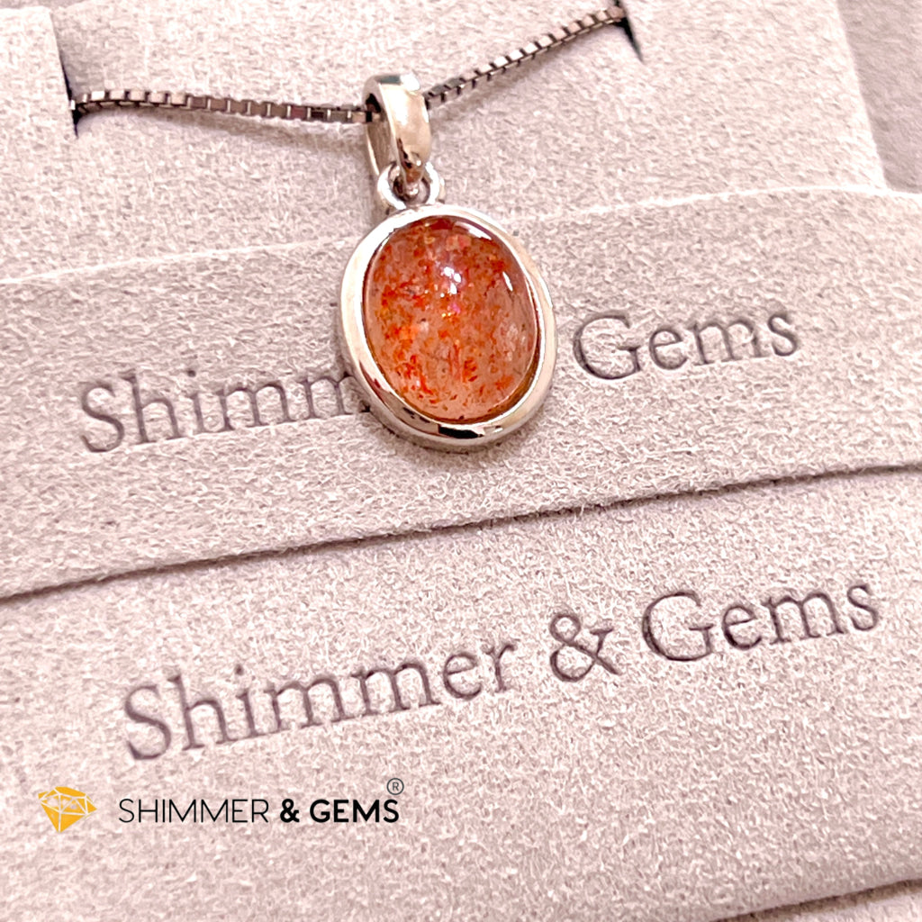 Sunstone Oval 925 Silver Pendant