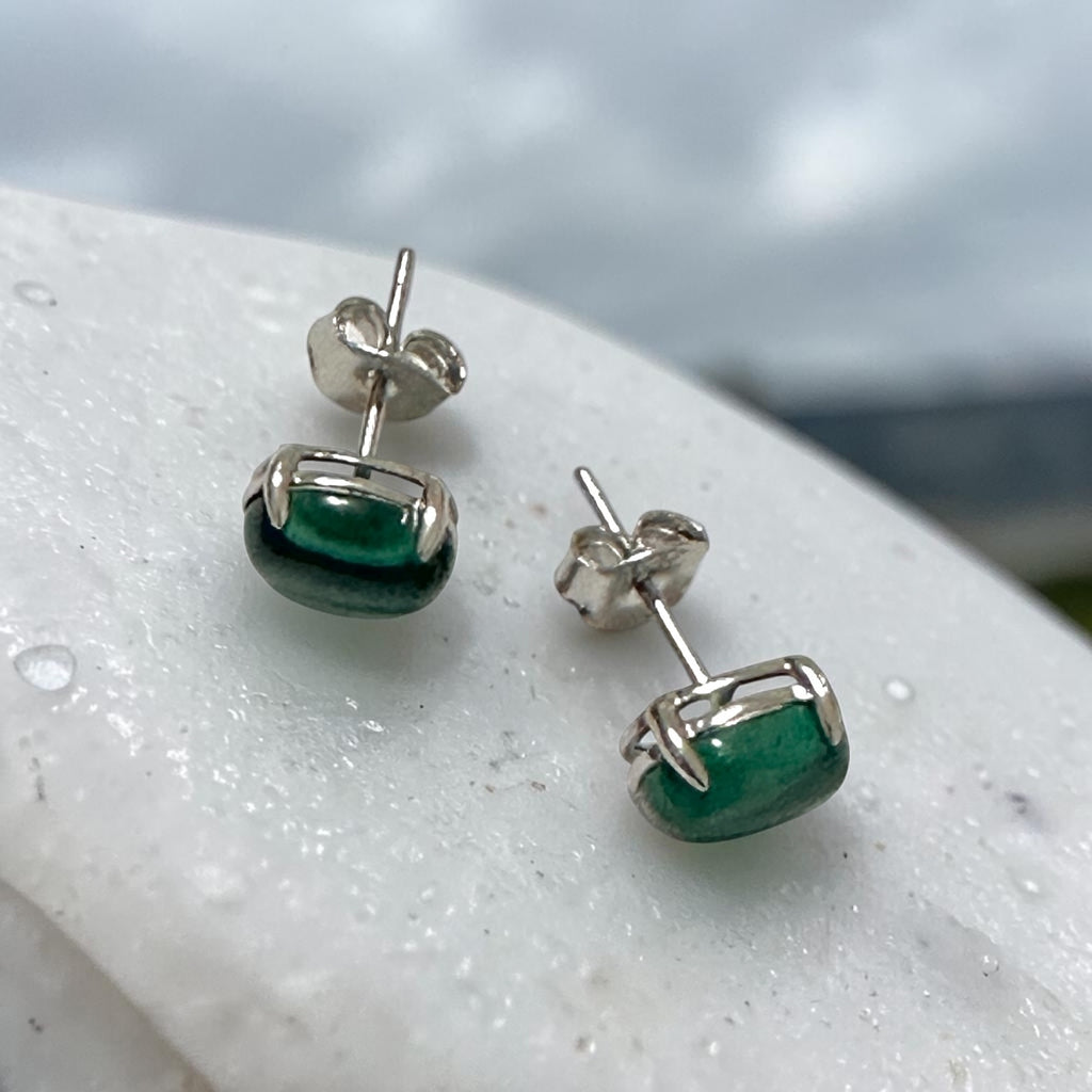 Malachite 6×8mm Oval 925 Silver Earrings