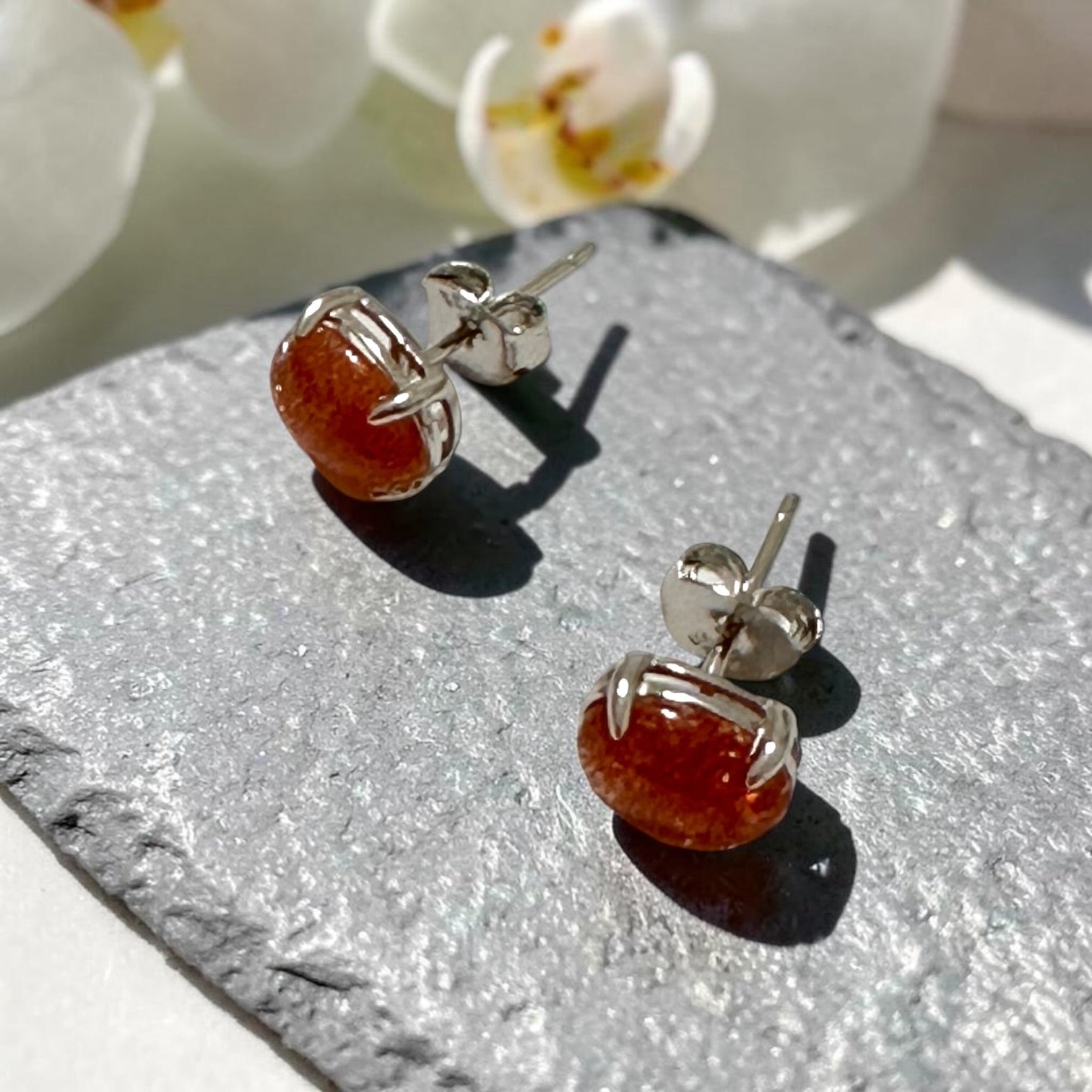 Sunstone 6×8mm Oval 925 Silver Earrings