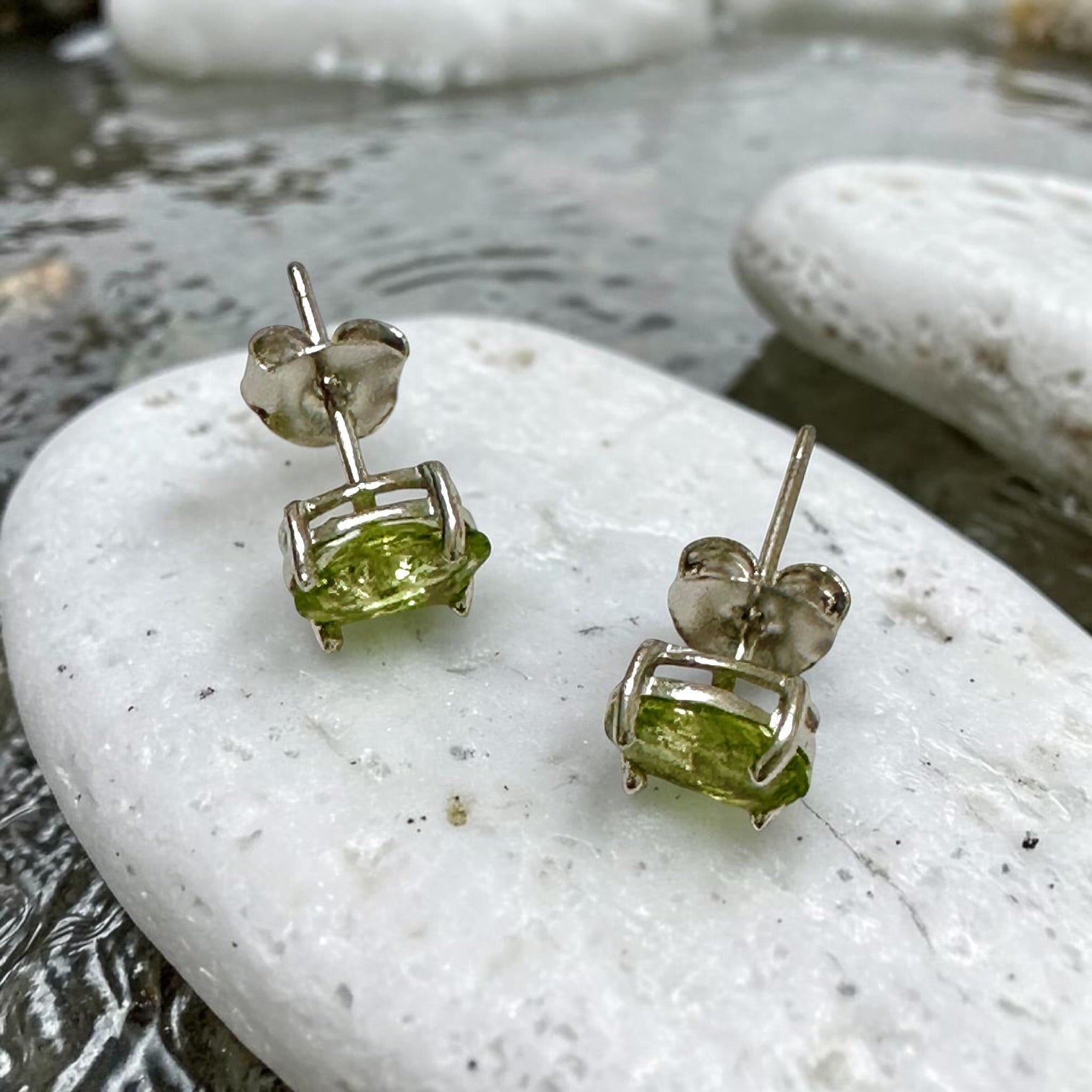 Peridot 5x7mm Oval 925 Silver Earrings (Faceted)
