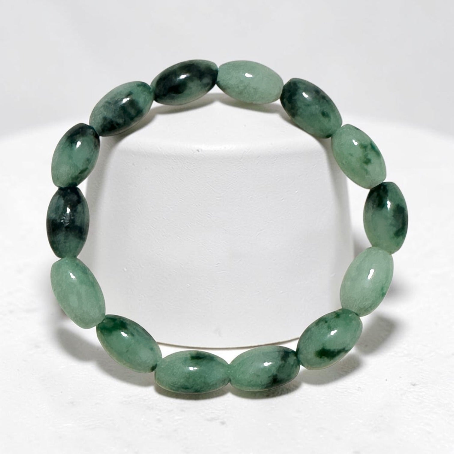 Natural Jadeite Olive Cut Bracelet (Burma) Type A, Medium Beads Premium