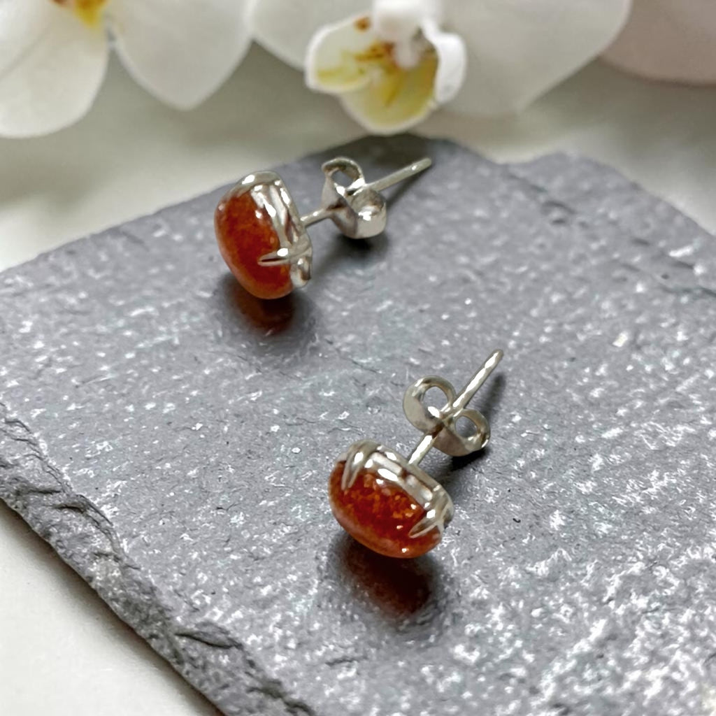Sunstone 6×8mm Oval 925 Silver Earrings