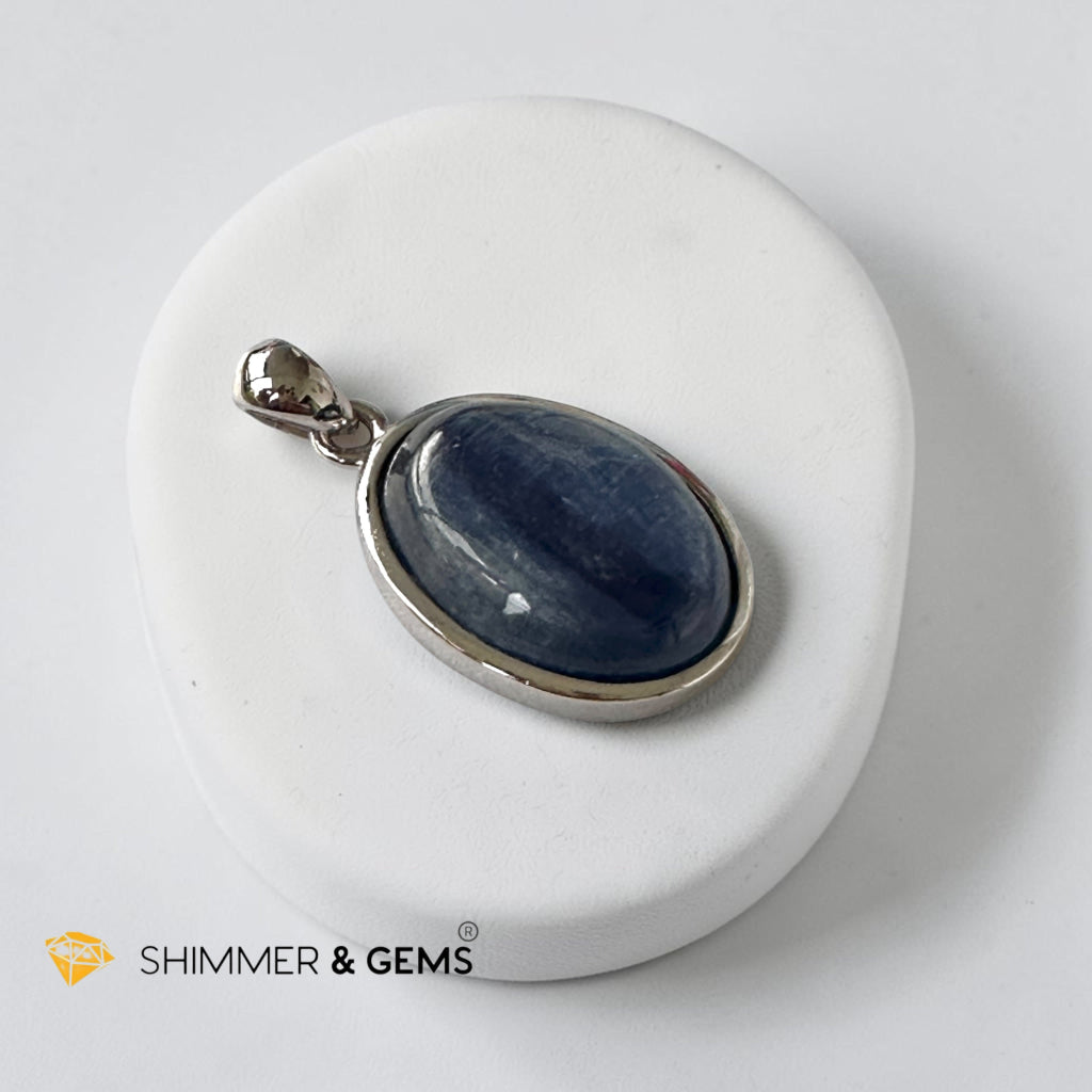 Blue Kyanite Premium Oval Pendant 10x20mm in 925 Silver (High Vibes)