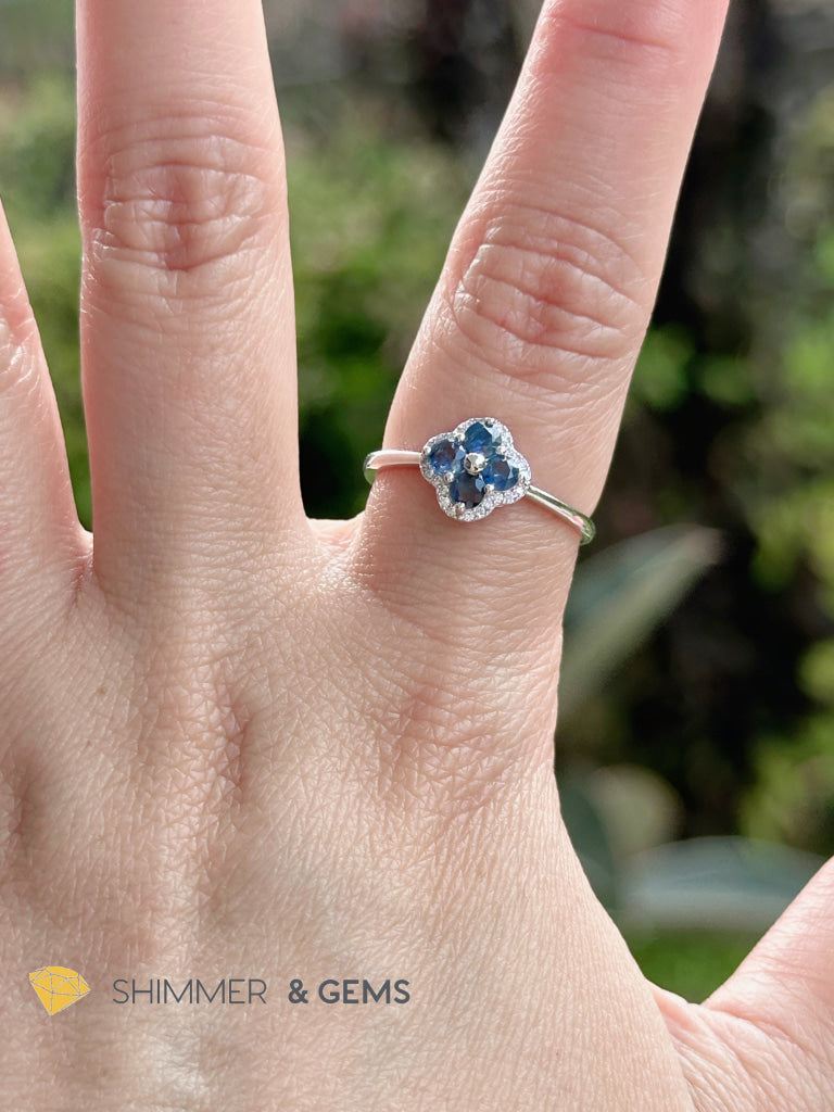 Blue Sapphire Plum Blossom 925 Silver Ring (Adjustable) 9 carats (AAAA)Burma