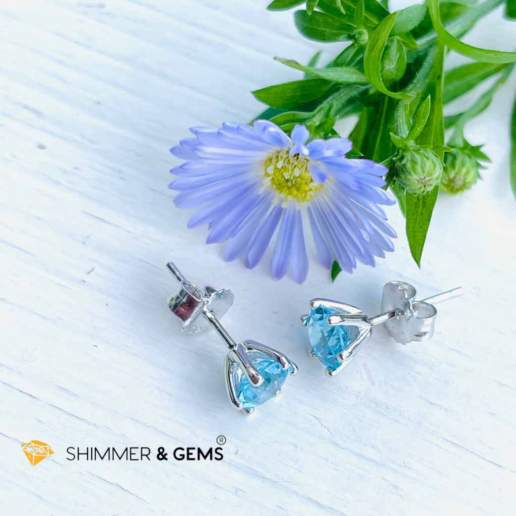 Blue Topaz Blooming Flower 6Mm Earrings Grade Aaa (Calm & Communication)