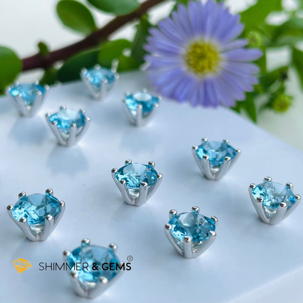 Blue Topaz Blooming Flower 6Mm Earrings Grade Aaa (Calm & Communication)