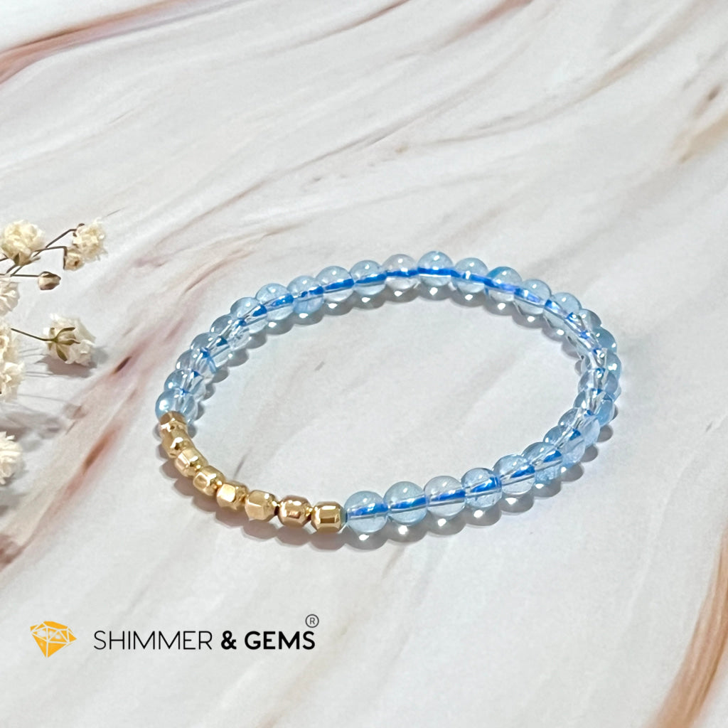 Blue Topaz Fortune 8 Bracelet (5.5Mm)