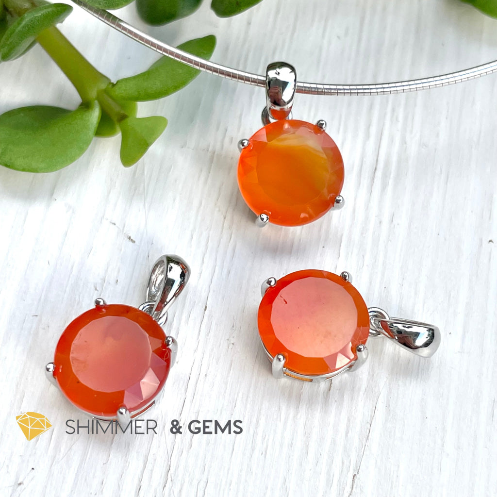 Carnelian Round Pendant In 925 Silver (For Emotional Balance & Creativity) Charms Pendants