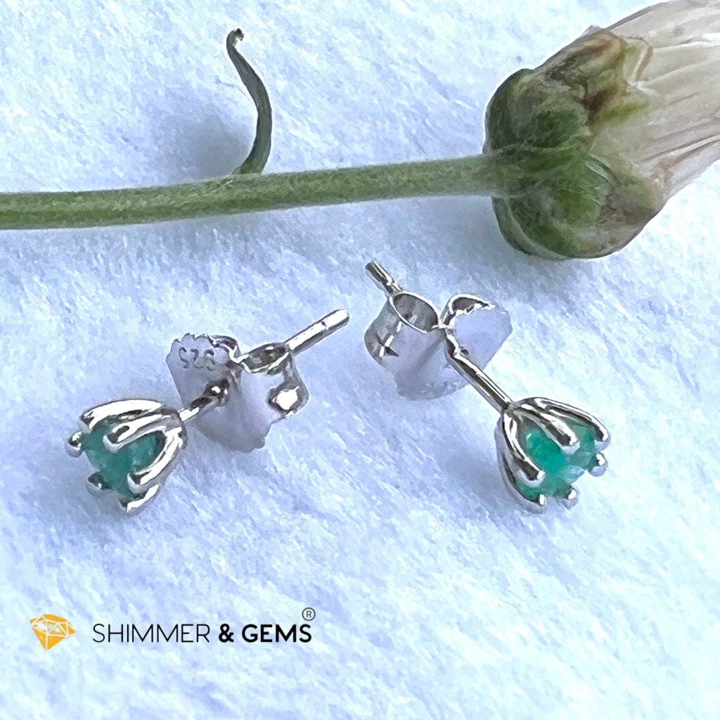 Emerald 4Mm Blooming Flower Earrings (Success & Luck) 925 Silver Aaa Grade