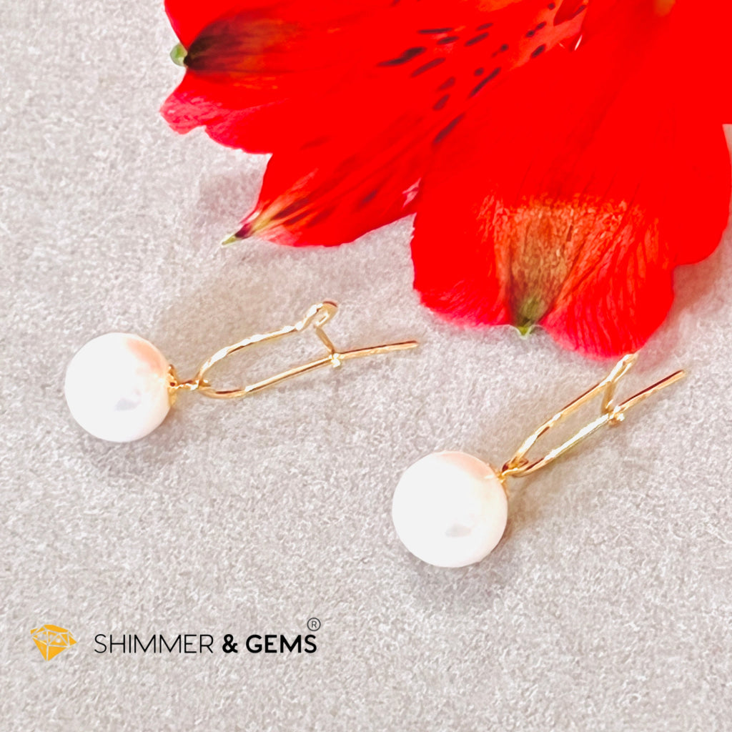 White Pearl Lever Back 18K Gold Earrings (Aaa Grade)