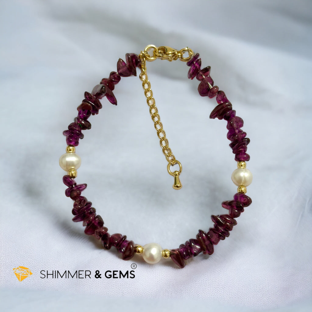 Garnet Chips & Freshwater Pearl 14k gold plated Stainless steel Chain Bracelet