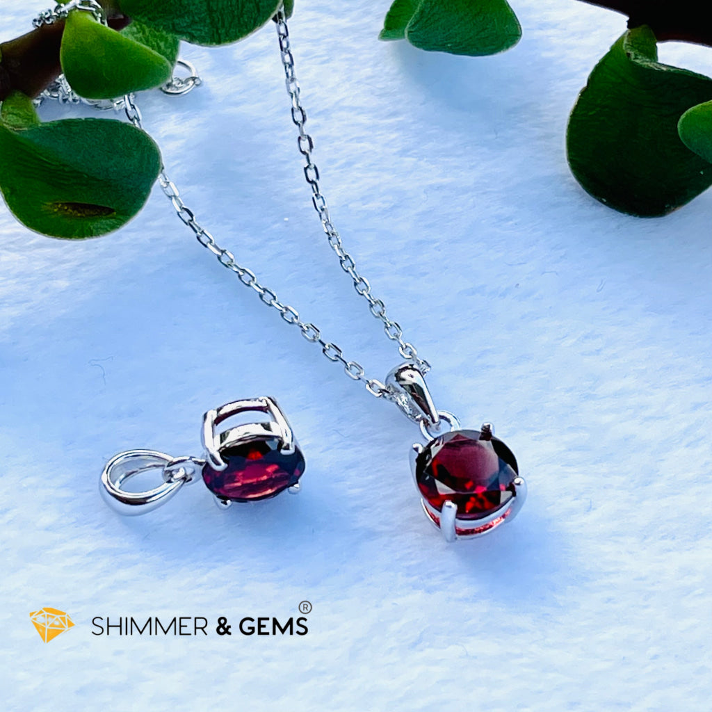 Garnet Round Pendant 7Mm (Life Force And Vitality) Charms & Pendants