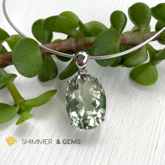 Green Amethyst Oval Pendant (For Courage And Strength) Per Piece 18X13Mm Charms & Pendants