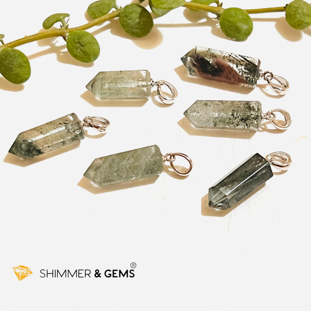 Green Phantom Pointer Pendant (Aa Grade) 11.5 Carats Charms & Pendants