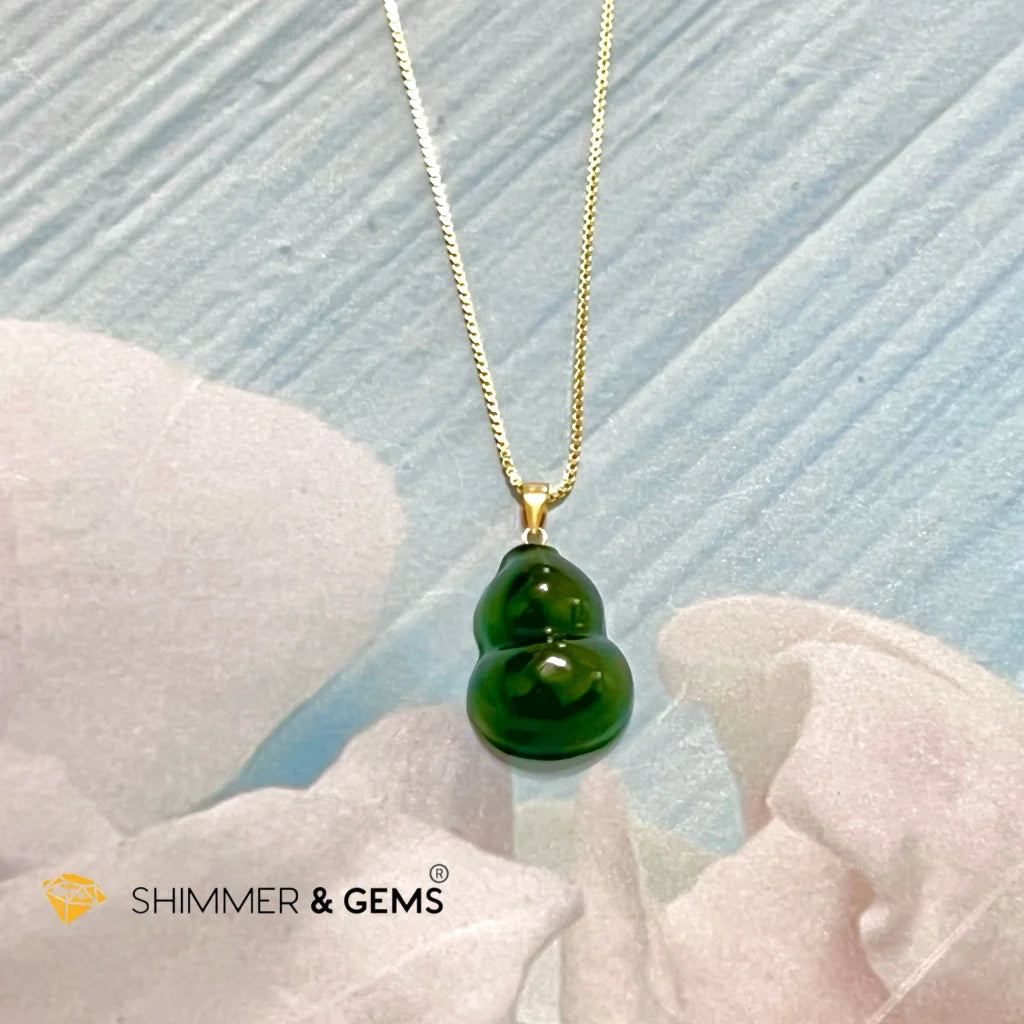 HULU  Green Jade Nephrite 18k Gold Pendant (Gourd)