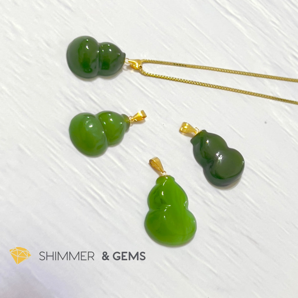 Jade Nephrite Hulu 18K Gold Pendant (Gourd)