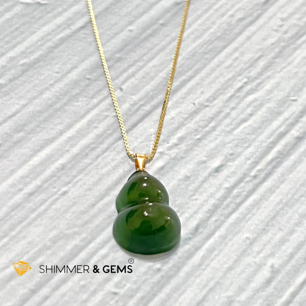 HULU  Green Jade Nephrite 18k Gold Pendant (Gourd)