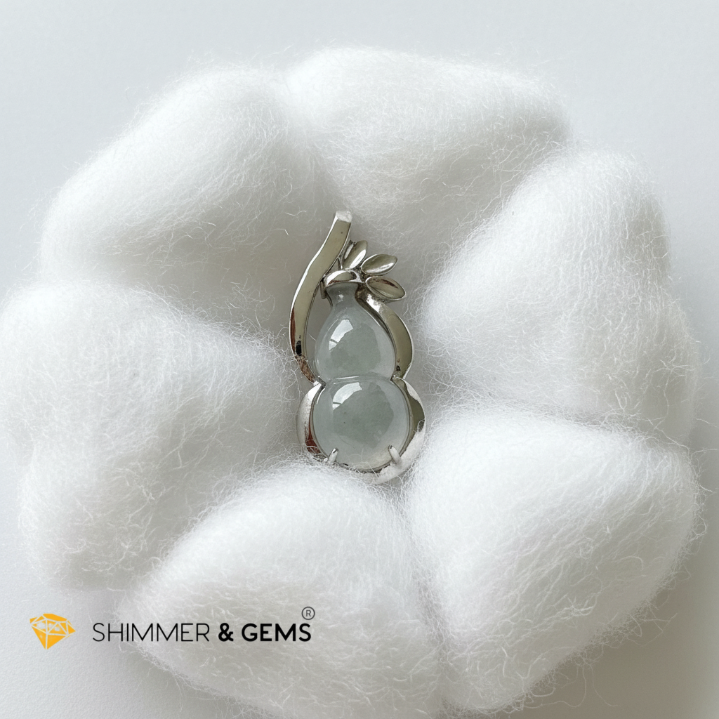 Icy White Jadeite Hulu (Calabash) Pendant in 925 Silver 25mm