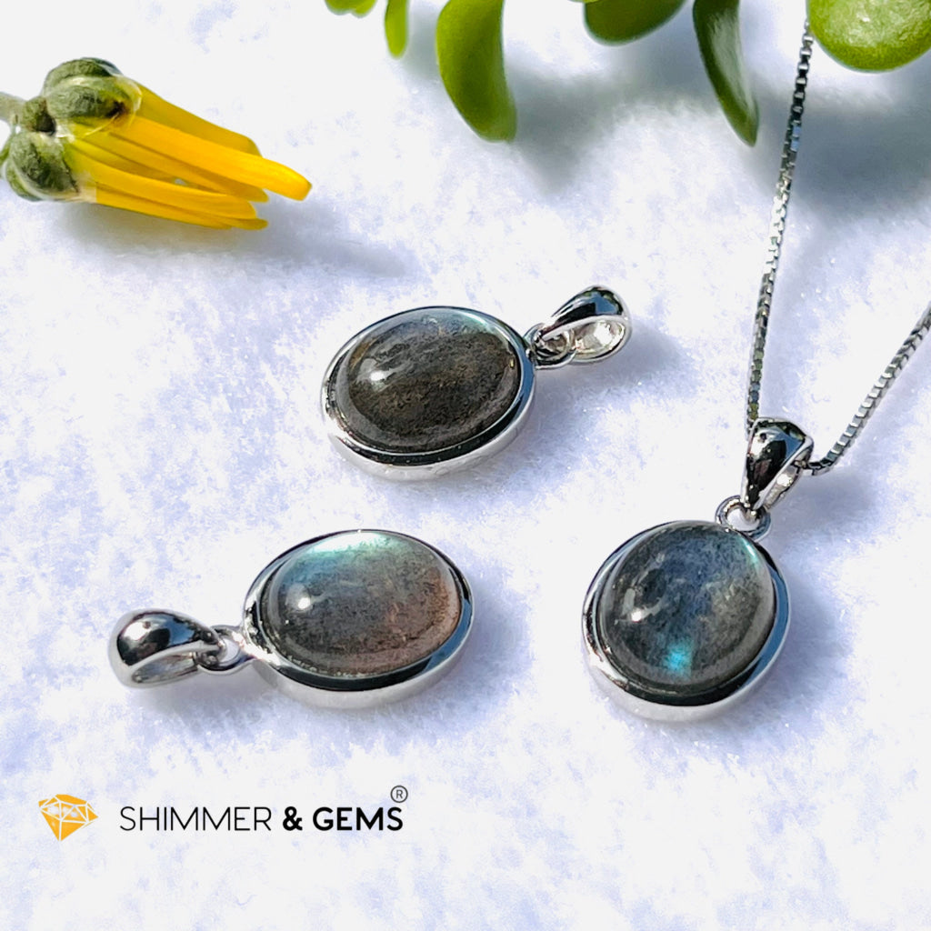 Labradorite Oval Pendant 8X10Mm (Aura Cleanse) Charms & Pendants