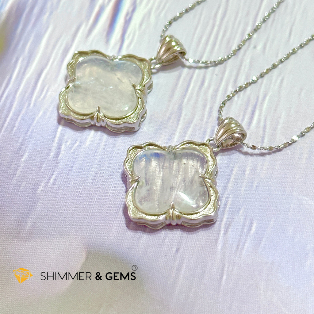 Moonstone Four-Leaf Clover 925 Silver Pendant With Chain (Good Luck)