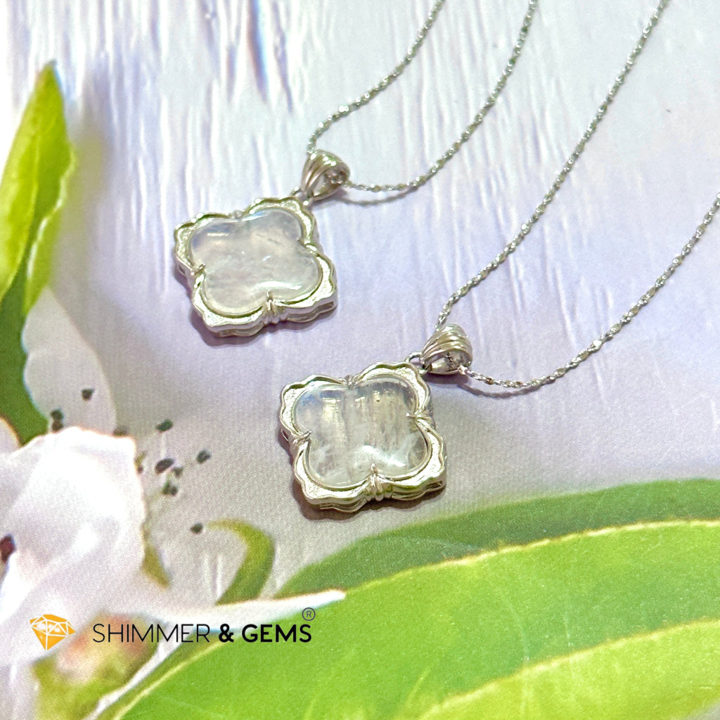 Moonstone Four-Leaf Clover 925 Silver Pendant With Chain (Good Luck)