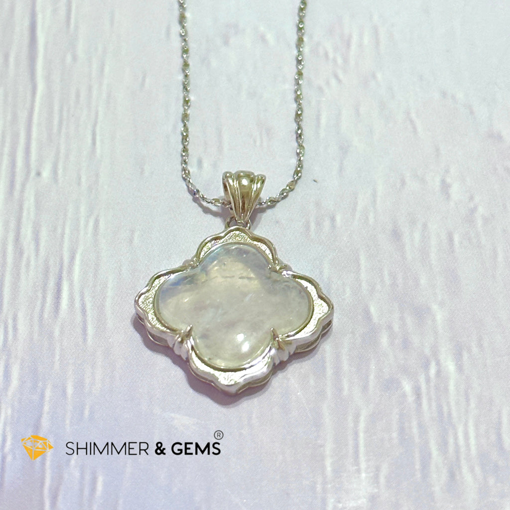 Moonstone Four-Leaf Clover 925 Silver Pendant With Chain (Good Luck)