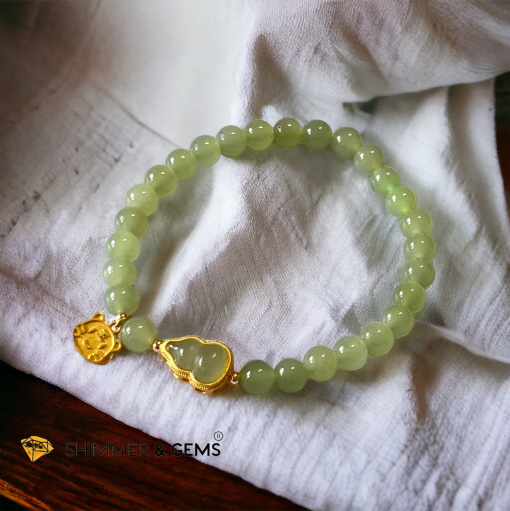 Nephrite Jade Bracelet with Gourd (Hulu) & Lucky Cat 925 Silver Gold Charm (Health, Wealth & Luck)