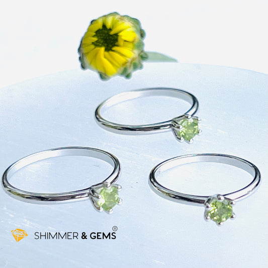 Peridot 4Mm Blooming Flower 925 Silver Rings (Money Magnet)