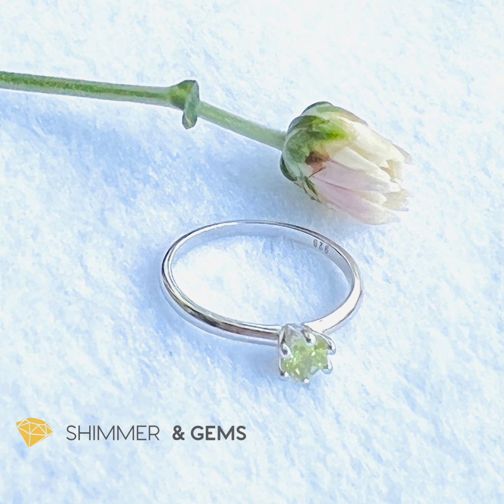 Peridot 4Mm Blooming Flower 925 Silver Ring (Money Magnet) Rings