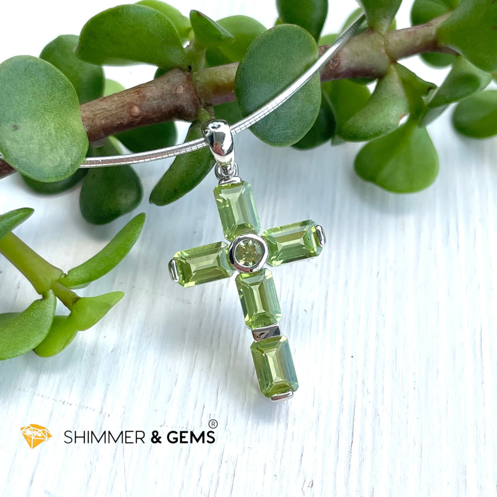 Peridot Cross Pendant In 925 Silver (For Healing And Luck) Charms & Pendants