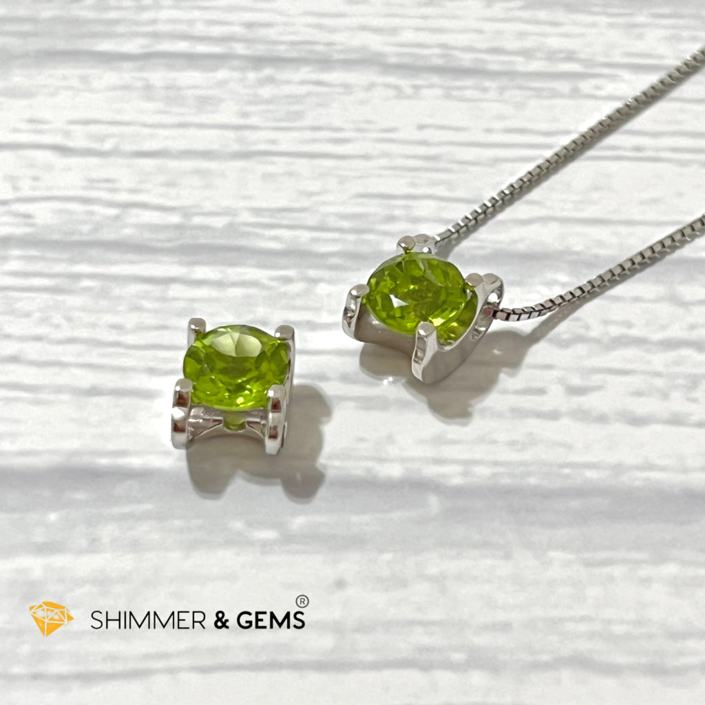 Peridot Faceted Round 7Mm 925 Silver Pendant