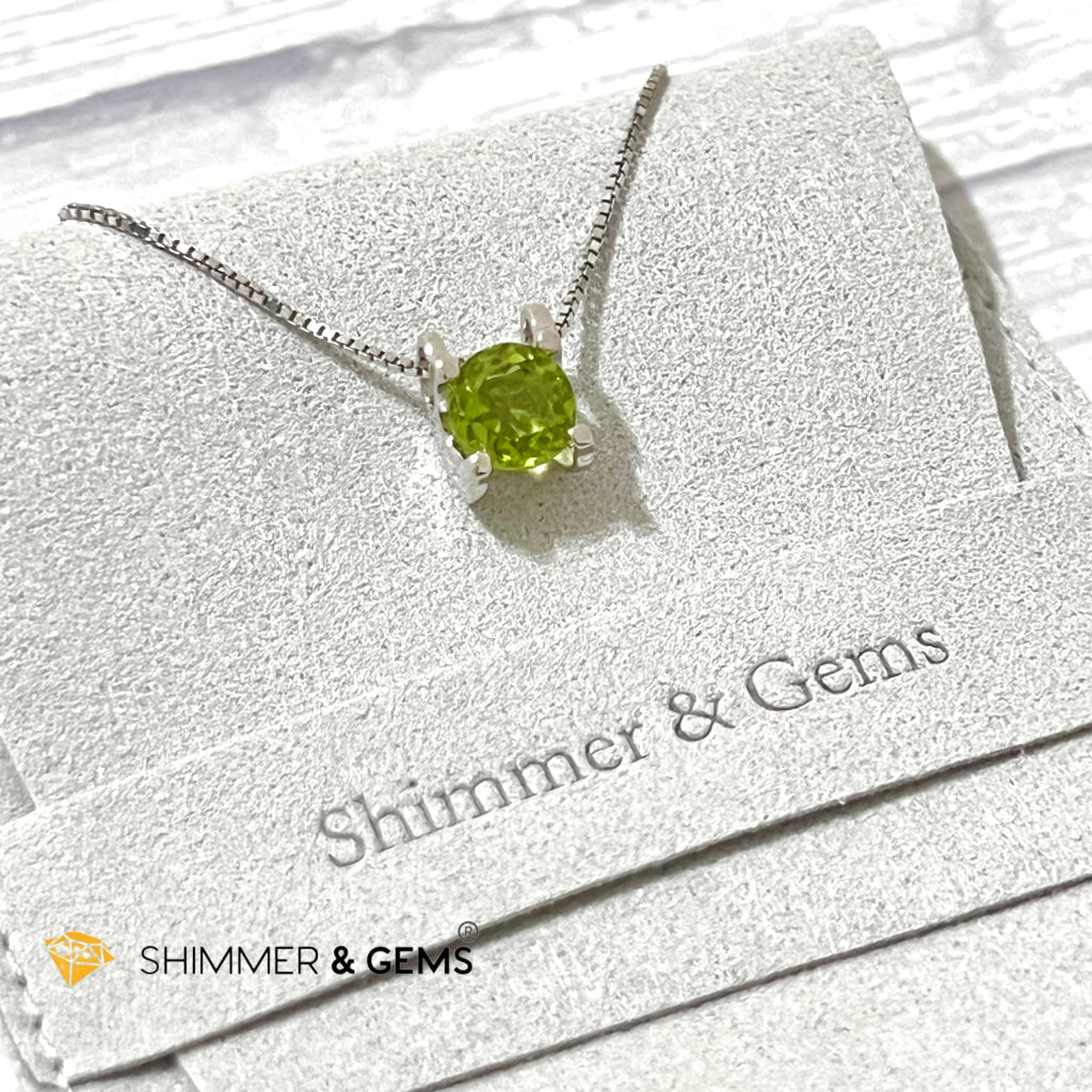 Peridot Faceted Round 7Mm 925 Silver Pendant