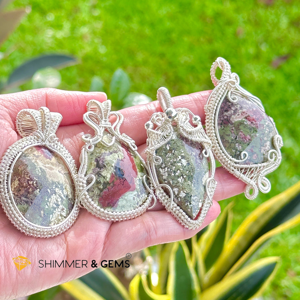 Red and Green Moss Agate Wire-wrapped Pendant (Stainless Steel)