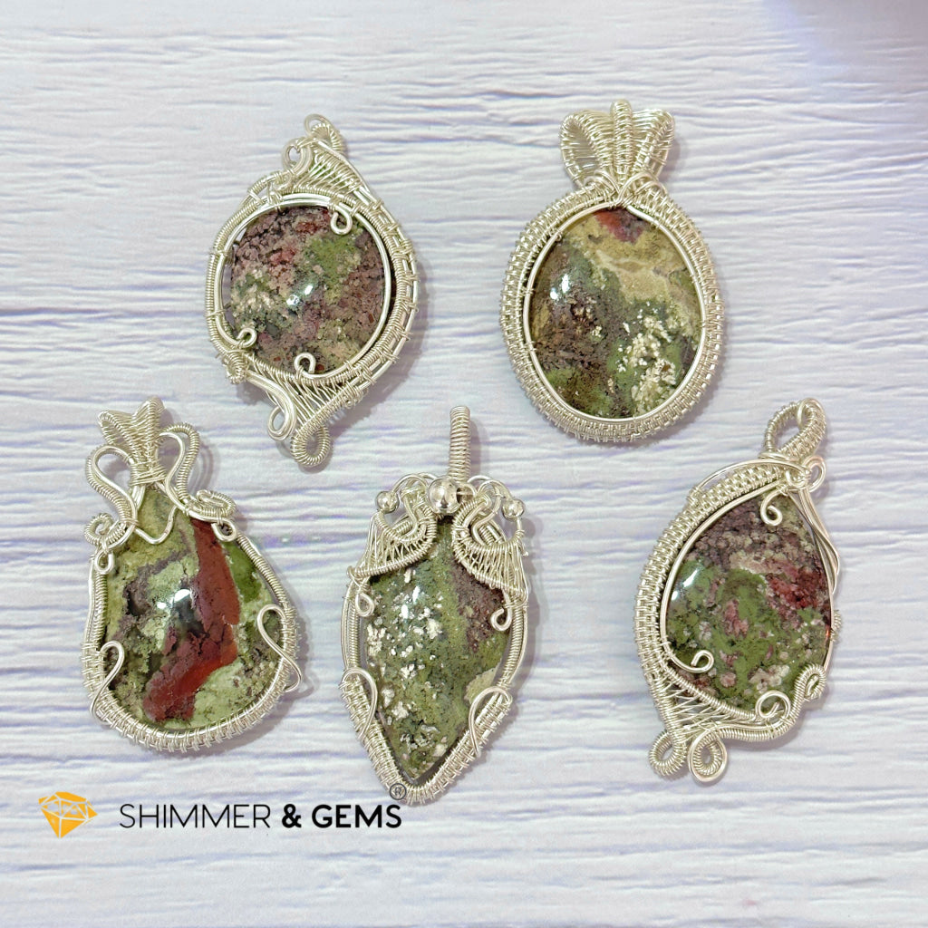 Red and Green Moss Agate Wire-wrapped Pendant (Stainless Steel)