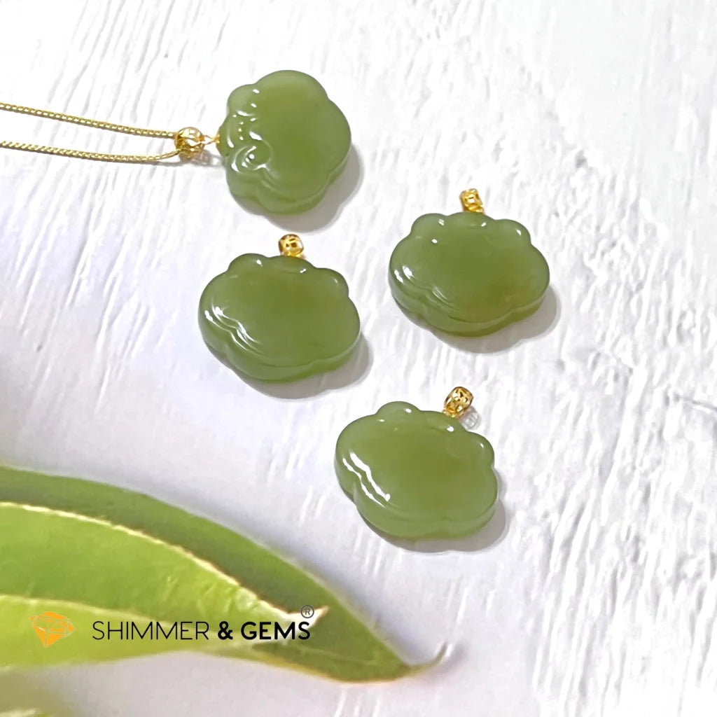 RUYI Jade Nephrite 18k Gold Pendant