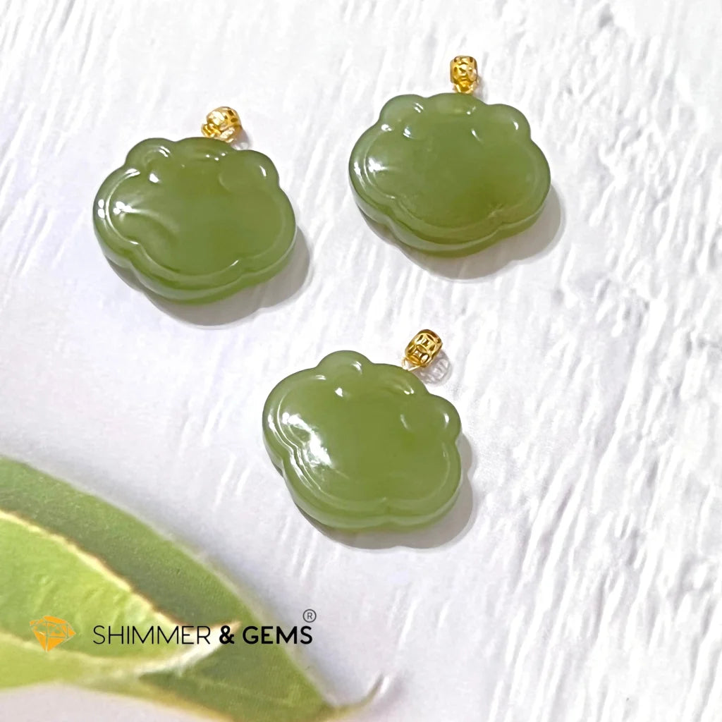 RUYI Jade Nephrite 18k Gold Pendant