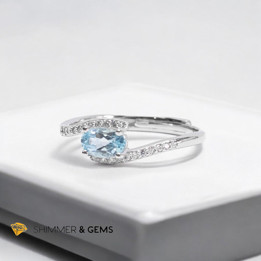 Sky Blue Topaz Solitaire Ring in 925 Silver (AAA) Adjustable