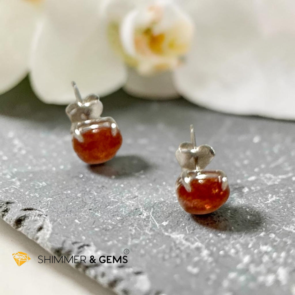 Sunstone 6×8mm Oval 925 Silver Earrings