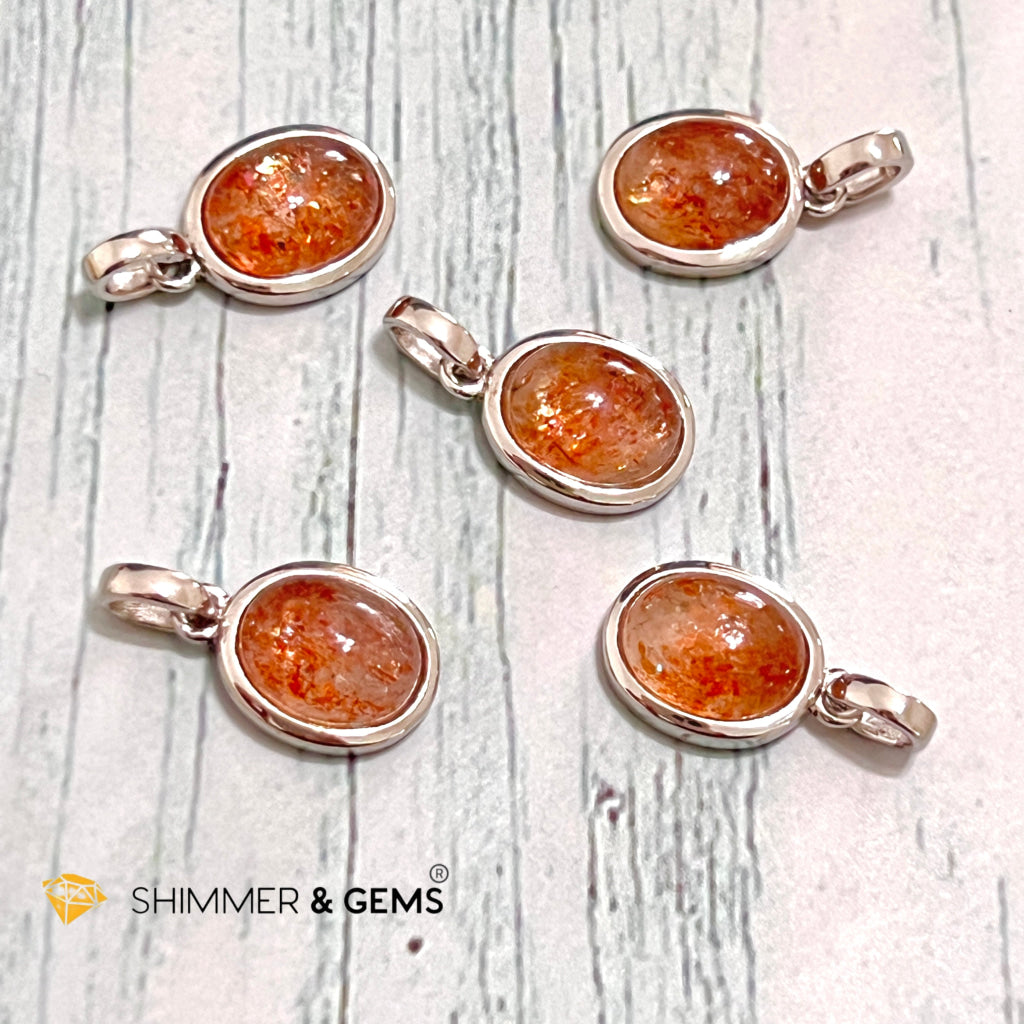 Sunstone Oval 925 Silver Pendant