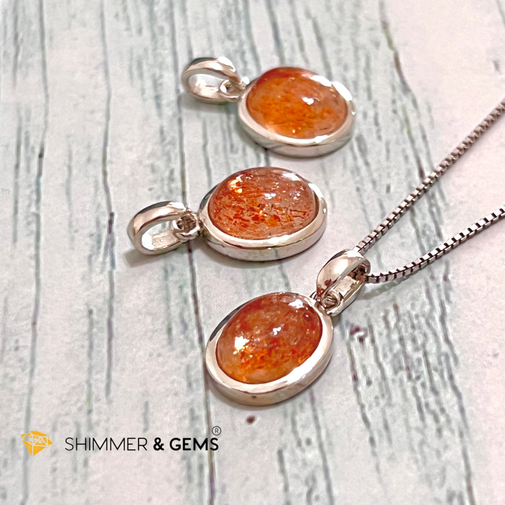 Sunstone Oval 925 Silver Pendant