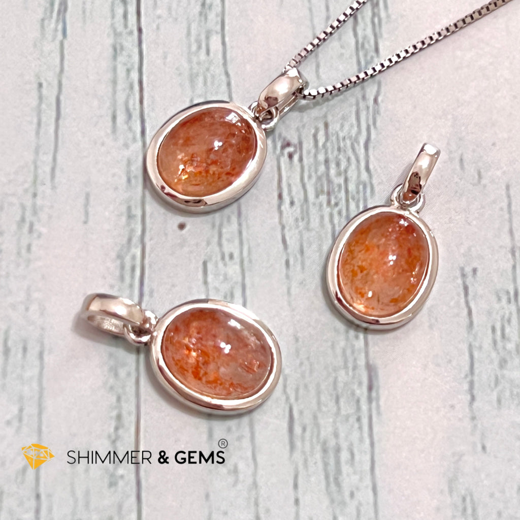 Sunstone Oval 925 Silver Pendant
