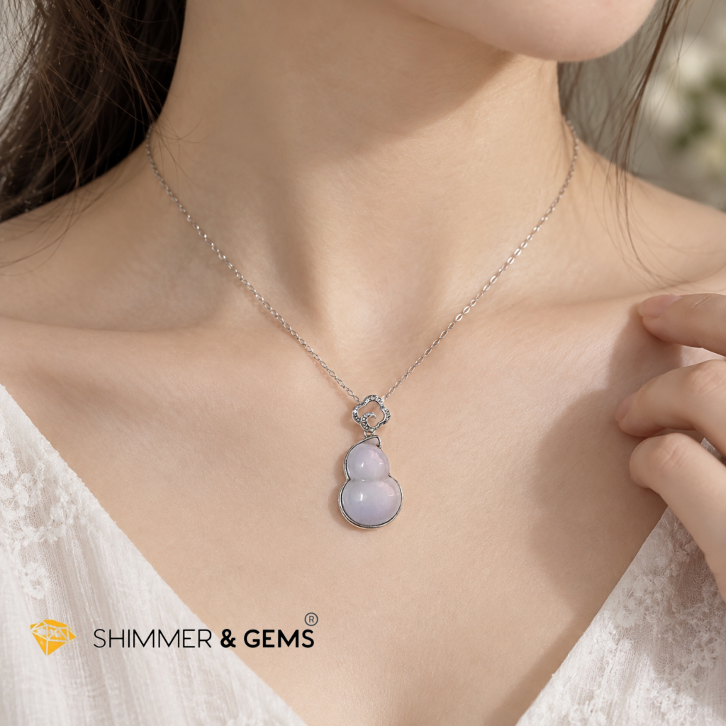 Wulou (Calabash) Lavender Jadeite in 925 Silver — Myanmar 30mm x20mm